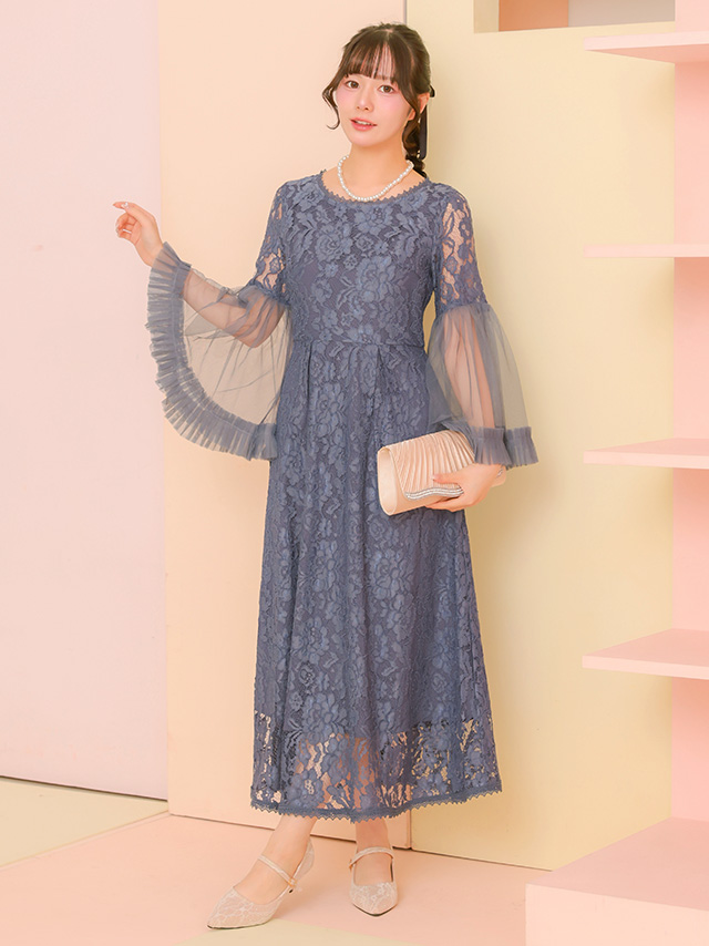 ボリュームフレアスリーブ総レースロング丈ワンピースパーティードレスのフロント全身
