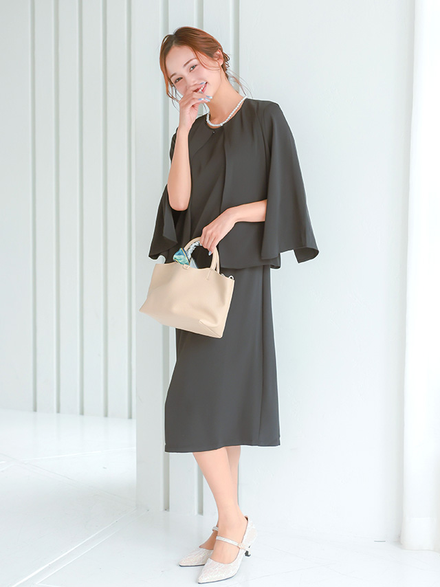 ノーカラー袖スリットジャケット×ノースリーブワンピース セットアップセレモニースーツのイメージ画像3