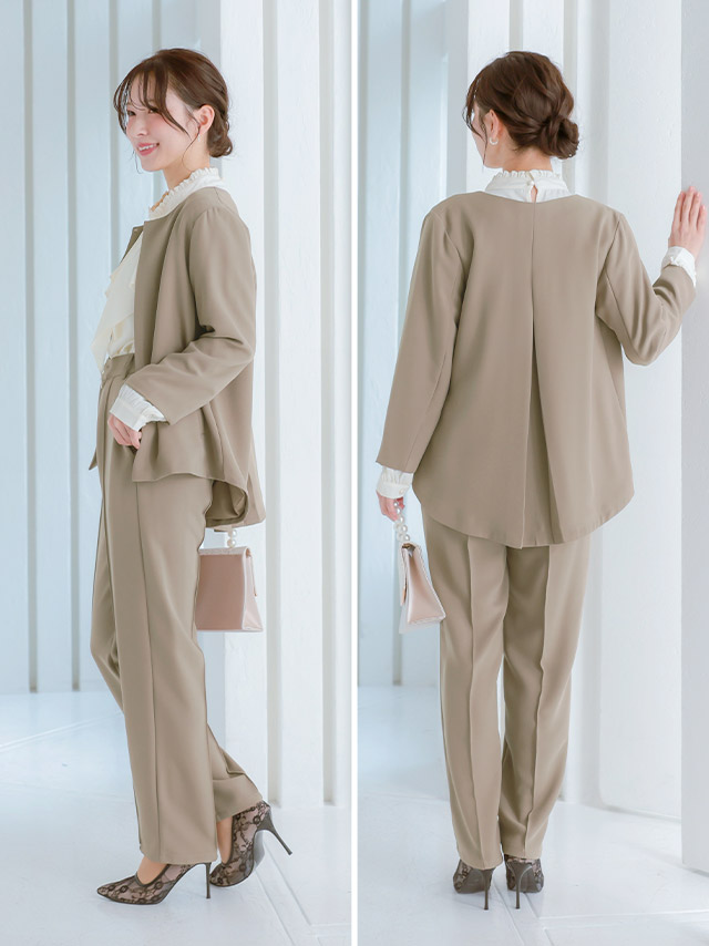 ノーカラージャケット＆ストレートパンツセットアップスーツのサイドバッグ全身