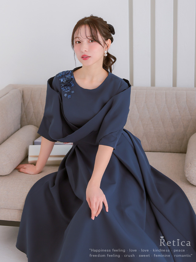 スパンコール花刺繍立体スリーブAラインパーティードレス 結婚式 二次会のイメージ画像1