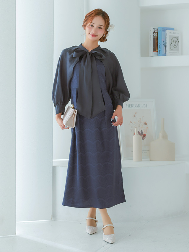 長袖リボンボレロレース模様Aラインシルエットロング丈2ピースパーティードレス 結婚式のフロント全身