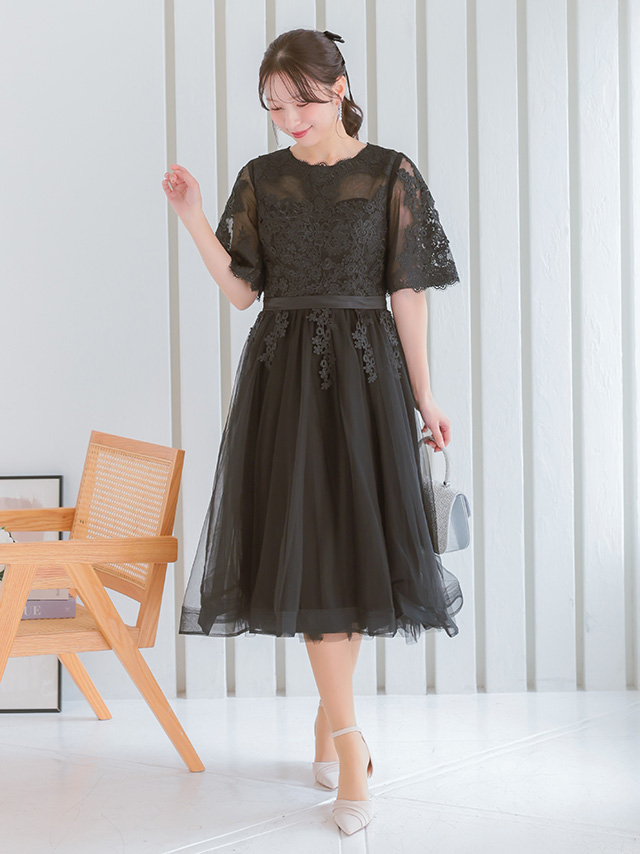 フラワーレース刺繍×チュールスカートパーティードレスのフロント全身