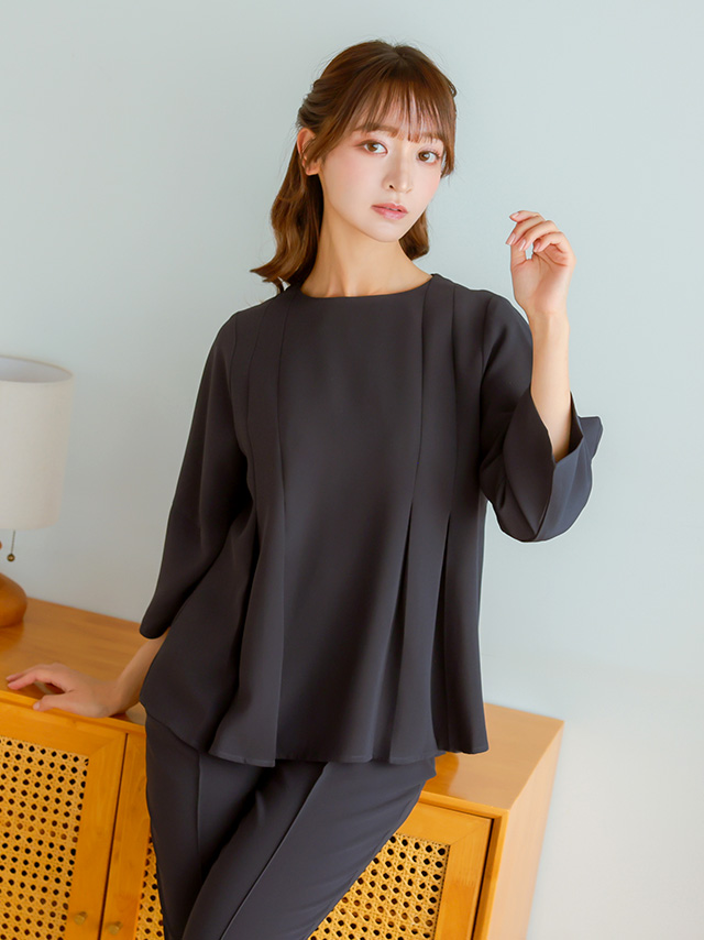 ウエストタック七分袖トップス×センタープレステーパードパンツ2点セットのイメージ画像3