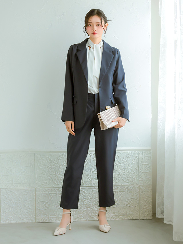 フロントボタンVネックベスト×ロング丈ジャケット×ストレートパンツ3点セットセレモニースーツのイメージ画像3