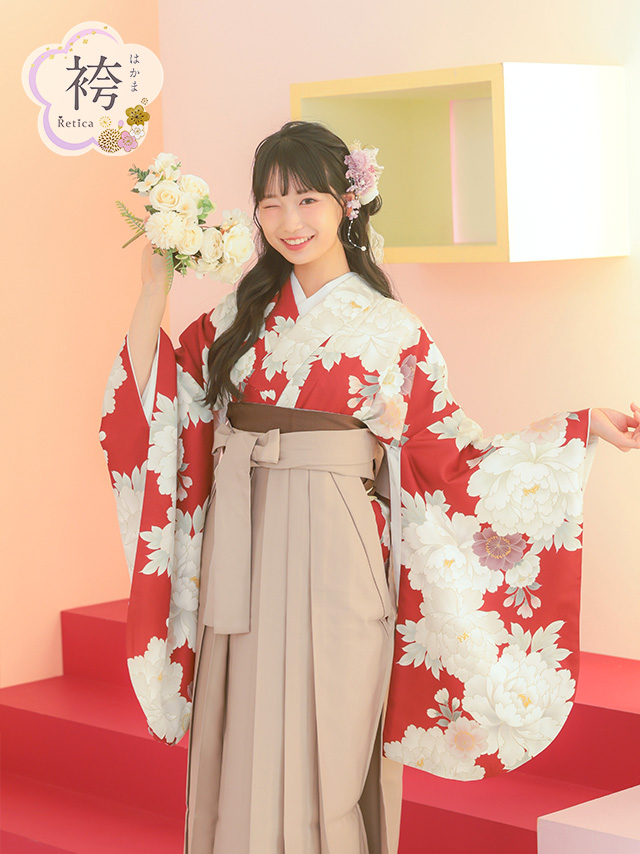 選べるニュアンスカラーはかま3点セットの聖菜ちゃんイメージ画像