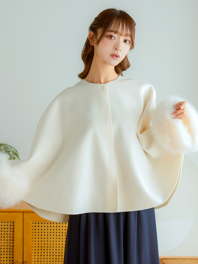 フェイクファー付きエレガント2WAYケープコートのイメージ画像2
