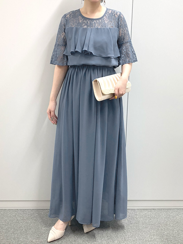 150cmスタッフMが着用するラメなしロングドレス 体型カバー ワンピース 敏感肌対応 結婚式 二次会 お呼ばれ 大人 上品(ブルーグレー)のフロント画像