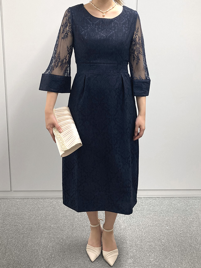 159cmスタッフによるアラベスク柄レース袖シースルー膝丈ワンピースパーティードレスのフロント画像