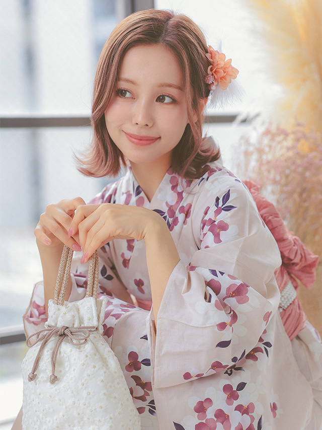 山桜柄フェミニンクリーム上品ゆかた3点セットのイメージ画像4