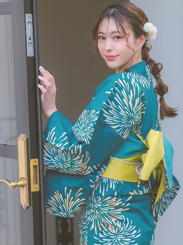 青緑生地にカラフル鮮やか花火柄レディース浴衣3点セットのイメージ画像2