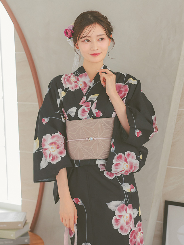 黒地グラデーション花セパレート浴衣のイメージ画像2
