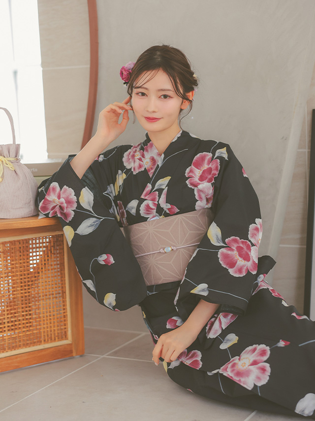黒地グラデーション花セパレート浴衣のイメージ画像5