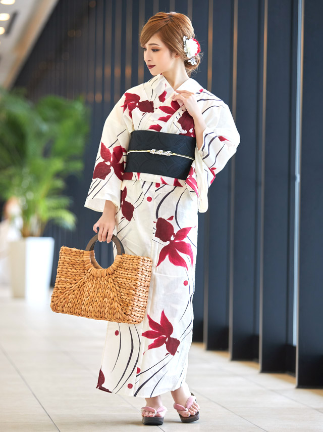 流水紋と水彩金魚柄 クリーム地浴衣 浴衣2点セットのフロント画像