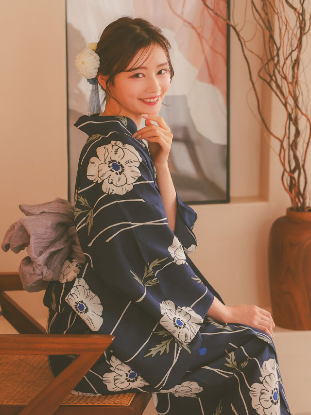 ホワイトポピー柄ネイビー生地 2wayワンピース浴衣 3点セットのイメージ画像2