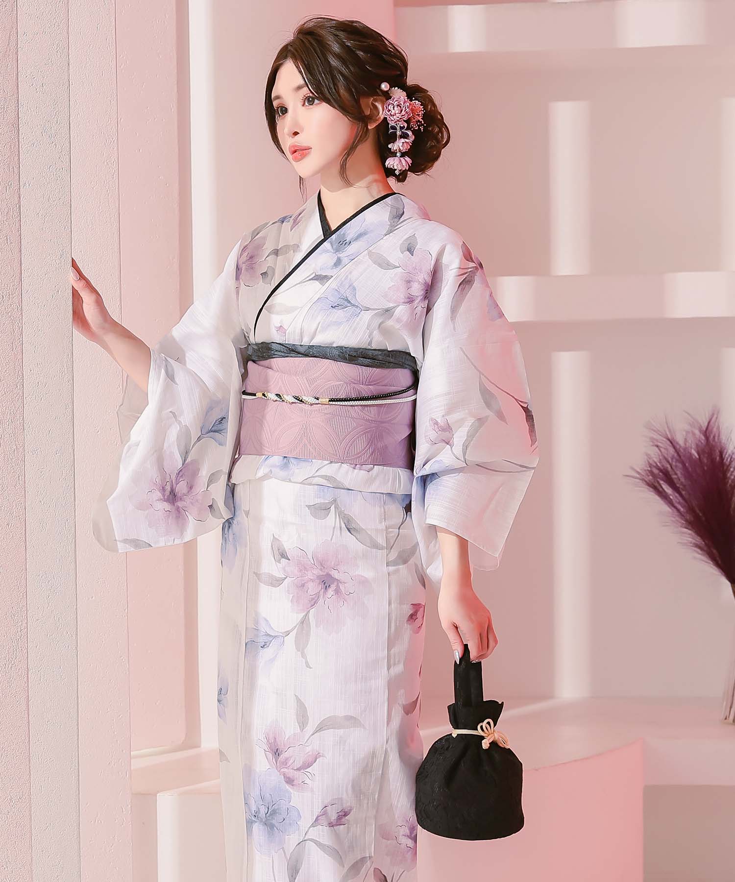 新品　未使用　ゆかた　白地に水色の大輪の花　爽やかな色合いが素敵な浴衣 レティカ Retica 浴衣レディース 白地 線画 水彩フラワー 2点