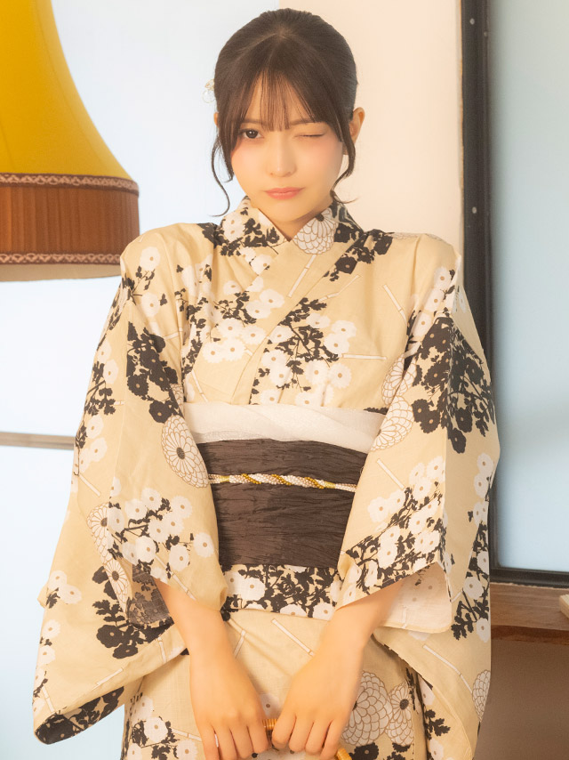 生成り菊柄ブラウン兵児帯2点セットレディース浴衣のイメージ画像2