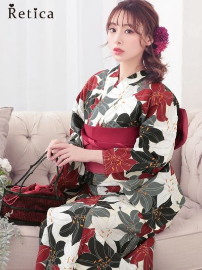 華やか百合柄 浴衣3点セット(浴衣＋平帯or作り帯＋下駄)
