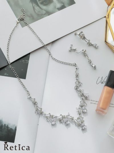ラインストーンフラワーネックレスイヤリングセット(シルバー)