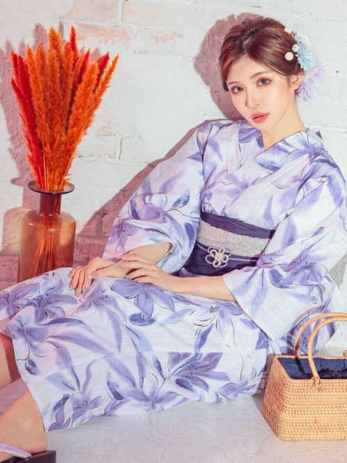 utatane 浴衣 パープル 百合柄 紫陽花柄 兵児帯 下駄 utatane 浴衣 パープル 百合柄 紫陽花柄 兵児帯 下駄 - メルカリ