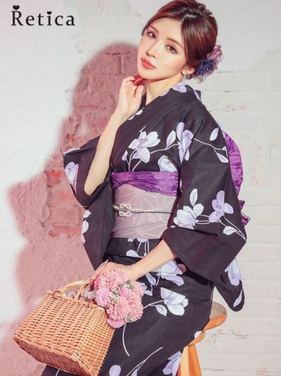 クール黒地　紫菖蒲柄　大人の3点セットレディース浴衣(浴衣+平帯or作り帯+下駄)