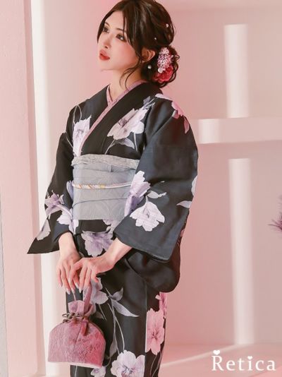 黒地に水彩百合 大人の3点セットレディース浴衣(浴衣+平帯or作り帯+下駄)