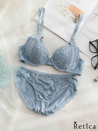 ビジューチャーム付きキレイめ脇高ブラジャー＆ショーツセット(ダスティーブルー)(A～F/65～75)