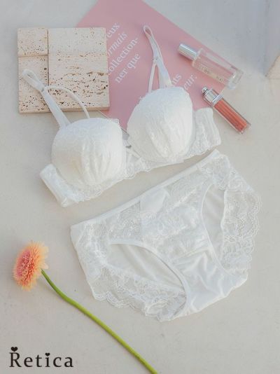 フラワーレースコードクロスカップブラジャー＆ショーツセット(ホワイト)(A～F/65～75)
