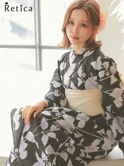 レトロガーリー黒地に儚い鬼灯リーフゆかた3点セット (浴衣+兵児帯+下駄)