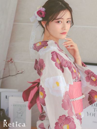 ふんわり上品ニュアンスベージュ地×華やか椿 浴衣3点セット (浴衣+平帯or作り帯+下駄)