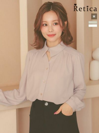 デコルテカットビジュー付き襟デザイン長袖ブラウス (Mサイズ) (ベージュ/オフホワイト)