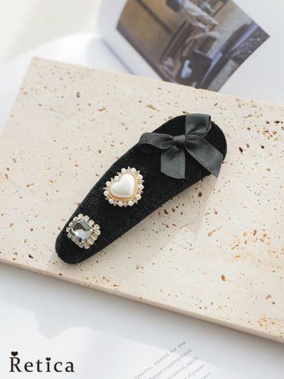 ビジューハートパールリボン×ベロアヘアピン(ブラック)